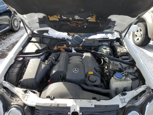 WDBJF65F9WA657481 - 1998 MERCEDES-BENZ E 320 WHITE photo 11