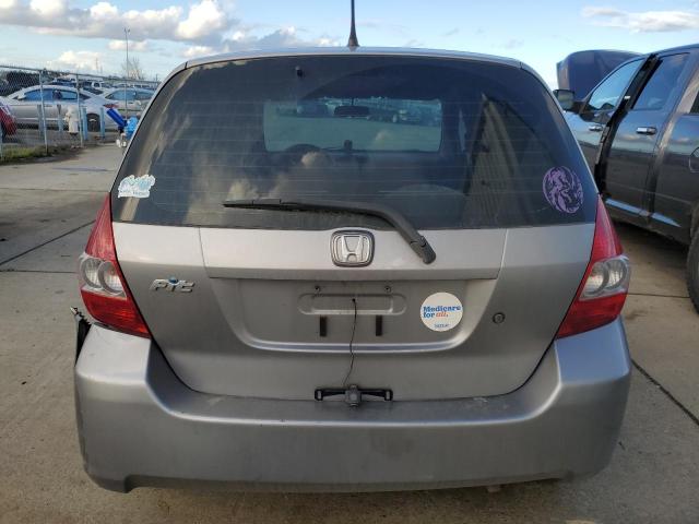 JHMGD38488S006977 - 2008 HONDA FIT SILVER photo 6