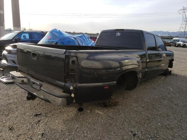 1GCJC332X4F214927 - 2004 CHEVROLET SILVERADO C3500 GRAY photo 3