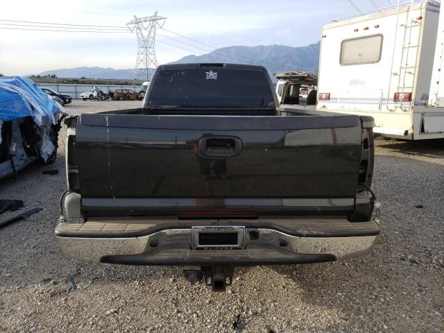 1GCJC332X4F214927 - 2004 CHEVROLET SILVERADO C3500 GRAY photo 6