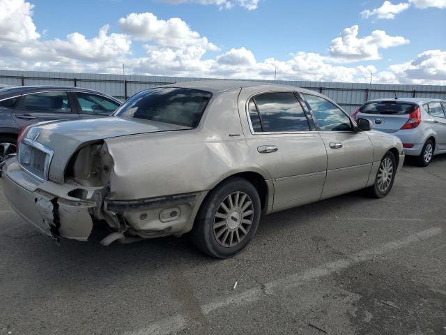 1LNHM81WX4Y646125 - 2004 LINCOLN TOWN CAR EXECUTIVE GOLD photo 3