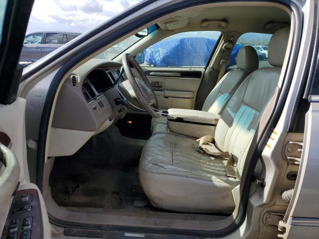 1LNHM81WX4Y646125 - 2004 LINCOLN TOWN CAR EXECUTIVE GOLD photo 7