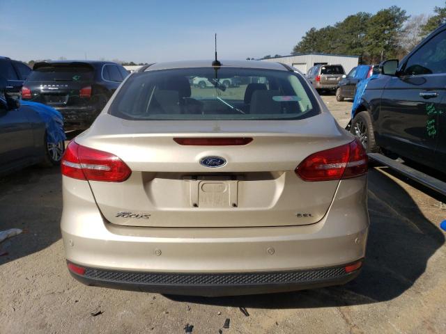 1FADP3H26JL307344 - 2018 FORD FOCUS SEL GOLD photo 6