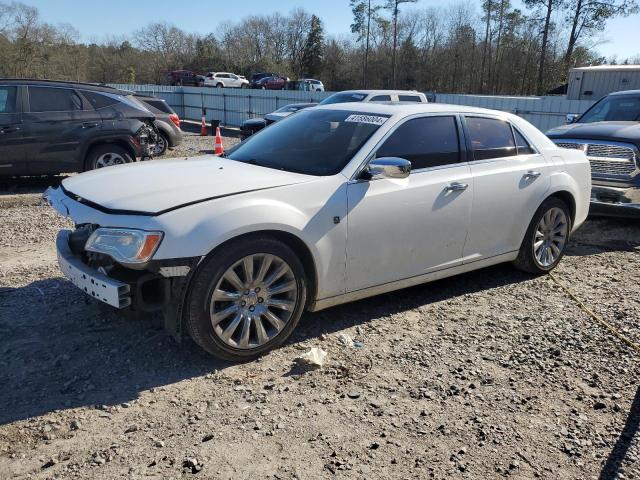 2C3CCAAG3DH741027 - 2013 CHRYSLER 300 WHITE photo 1