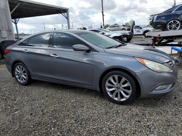 5NPEC4AC4BH149109 - 2011 HYUNDAI SONATA SE GRAY photo 4