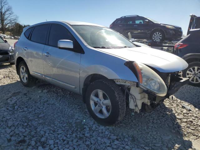 JN8AS5MT4DW505661 - 2013 NISSAN ROGUE S SILVER photo 4