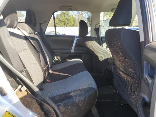 JTEBU5JR5H5469151 - 2017 TOYOTA 4RUNNER SR5/SR5 PREMIUM 银色 照片 11