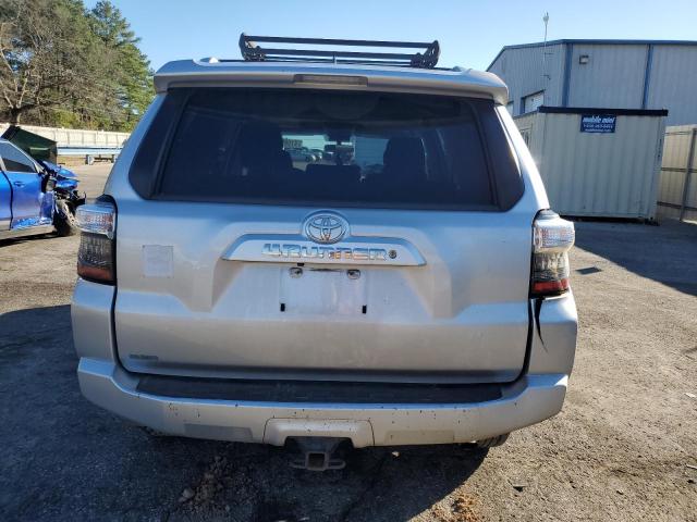 JTEBU5JR5H5469151 - 2017 TOYOTA 4RUNNER SR5/SR5 PREMIUM 银色 照片 6