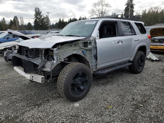 2010 TOYOTA 4RUNNER SR5, 