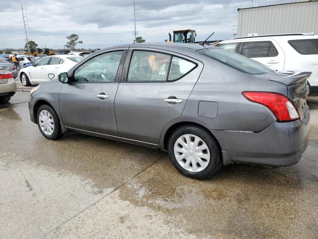 3N1CN7AP1HL901673 - 2017 NISSAN VERSA S GRAY photo 2