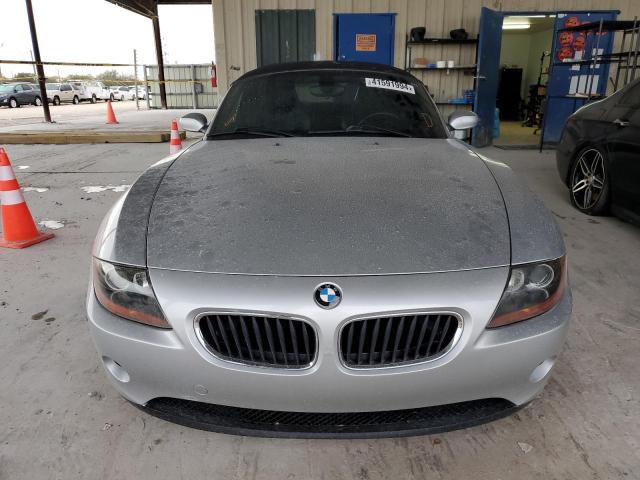 4USBT33554LS51250 - 2004 BMW Z4 2.5 SILVER photo 5