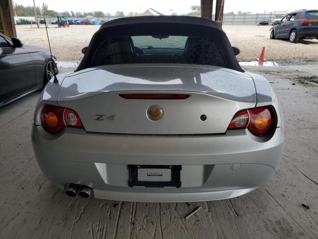 4USBT33554LS51250 - 2004 BMW Z4 2.5 SILVER photo 6