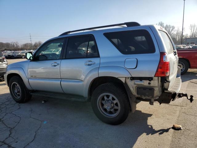 JTEBU14R360093208 - 2006 TOYOTA 4RUNNER SR5 SILVER photo 2