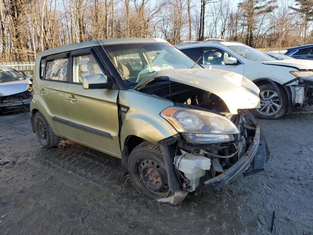 KNDJT2A59D7616908 - 2013 KIA SOUL GREEN photo 4