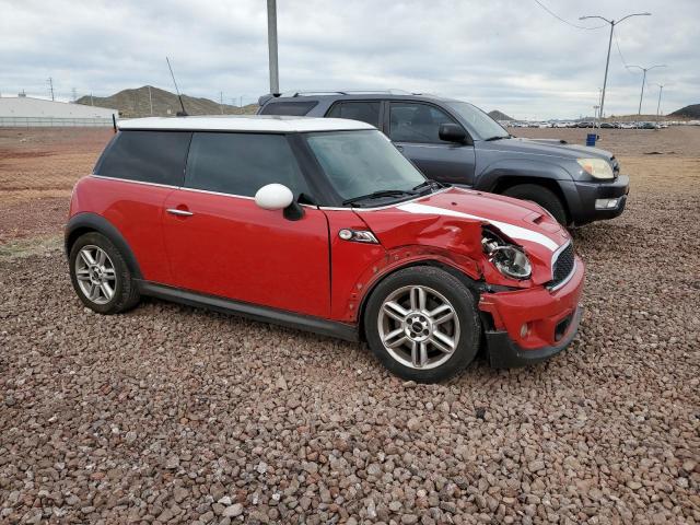 WMWSV3C50DT389114 - 2013 MINI COOPER S RED photo 4