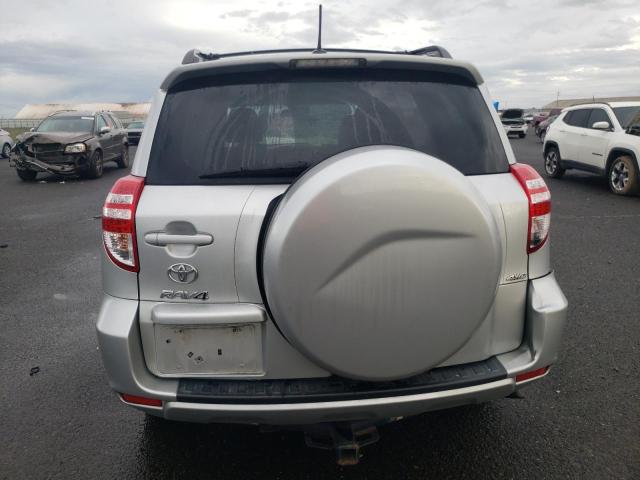 2T3BF4DV2BW152509 - 2011 TOYOTA RAV4 SILVER photo 6