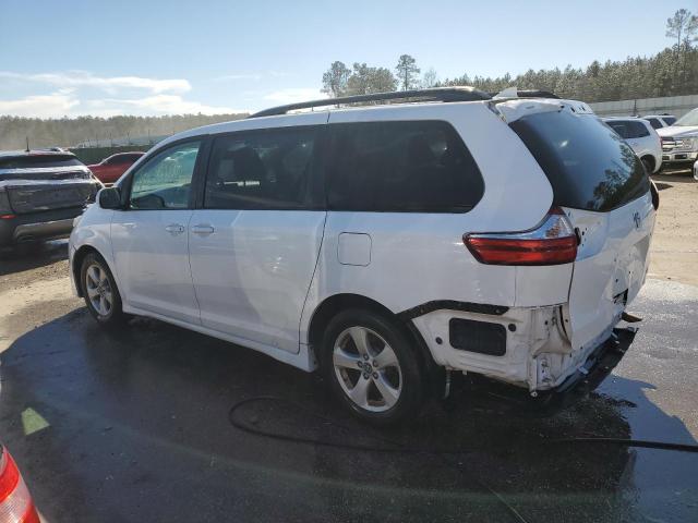 5TDKZ3DC7KS991735 - 2019 TOYOTA SIENNA LE WHITE photo 2