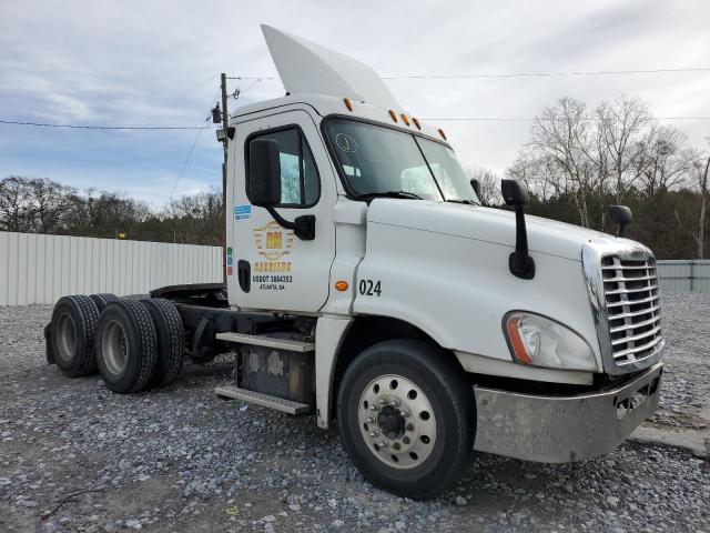 2015 FREIGHTLINER CASCADIA 1, 