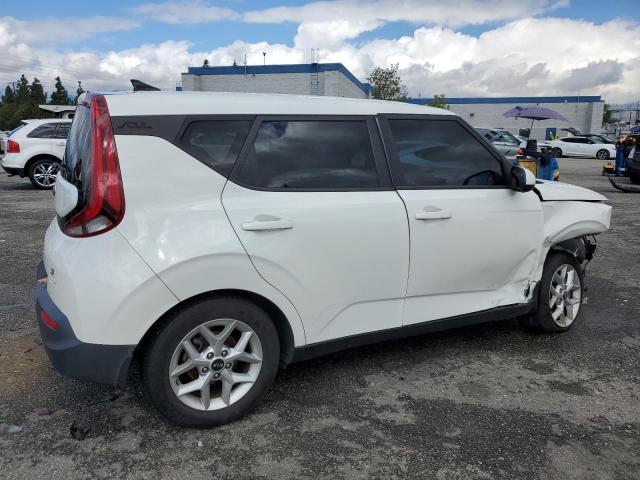 KNDJ23AU7M7133532 - 2021 KIA SOUL LX WHITE photo 3