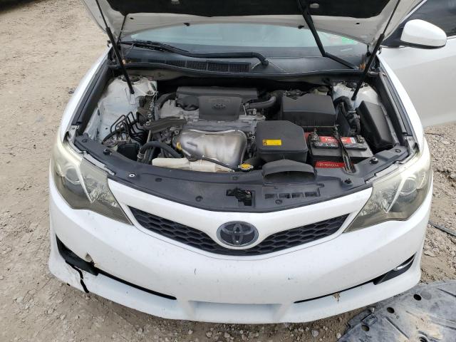 4T1BF1FK0EU864015 - 2014 TOYOTA CAMRY L WHITE photo 11