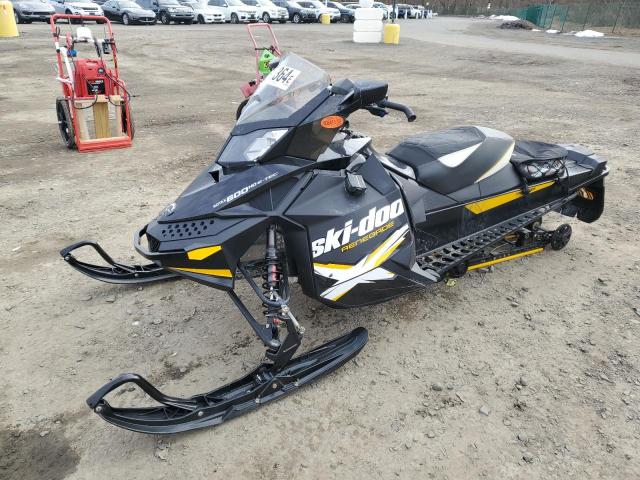 2BPSBWCC5CV000038 - 2012 SKI DOO REN 600 BLACK photo 2