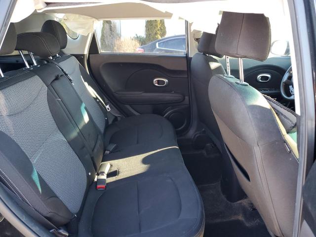 KNDJP3A51J7549551 - 2018 KIA SOUL + BLACK photo 11