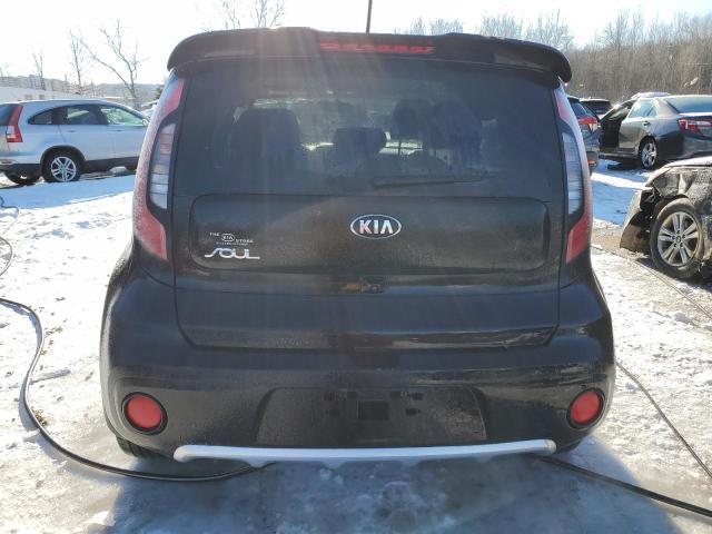 KNDJP3A51J7549551 - 2018 KIA SOUL + BLACK photo 6