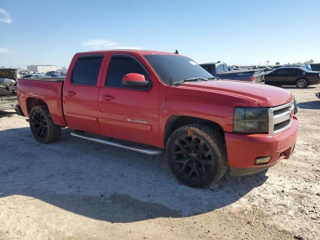 2GCEC130781331494 - 2008 CHEVROLET SILV1500 2 C1500 RED photo 4