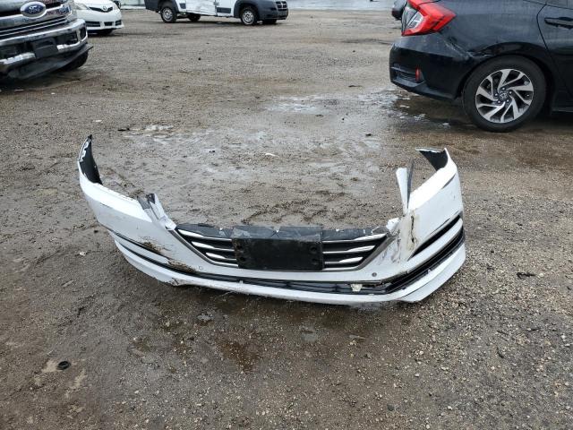 KMHGN4JE5FU070057 - 2015 HYUNDAI GENESIS 3.8L WHITE photo 12