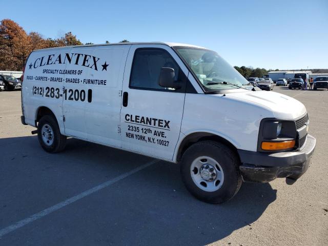 1GCZGFDA0A1114892 - 2010 CHEVROLET EXPRESS G2 WHITE photo 4