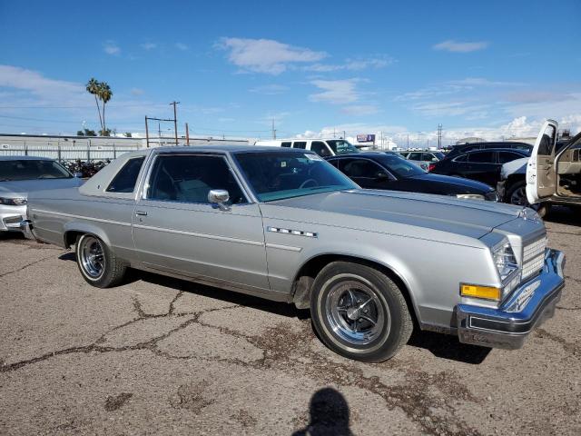 4X37K8H460312 - 1978 BUICK ELECTRA SILVER photo 4