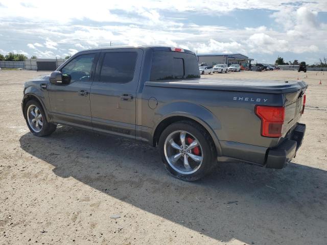 1FTEW1E55JFD97251 - 2018 FORD F150 SUPERCREW GRAY photo 2