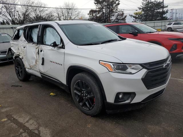 1GNEVKKW3KJ289822 - 2019 CHEVROLET TRAVERSE PREMIER WHITE photo 4