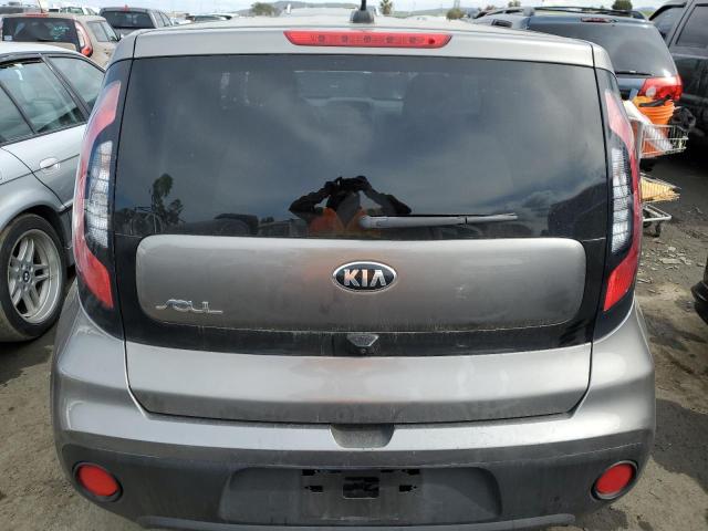 KNDJN2A23K7018195 - 2019 KIA SOUL GRAY photo 6