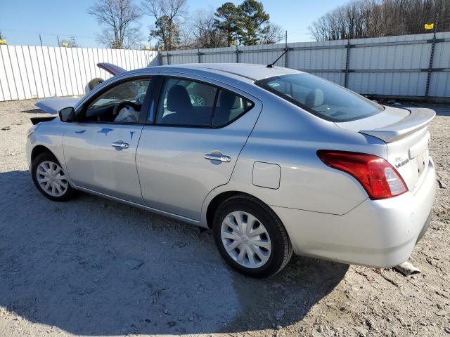 3N1CN7AP7KL851305 - 2019 NISSAN VERSA S SILVER photo 2