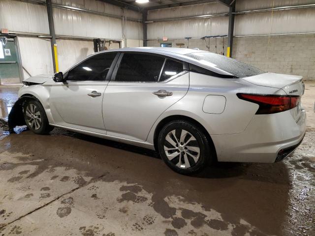 1N4BL4BV1LC158212 - 2020 NISSAN ALTIMA S SILVER photo 2