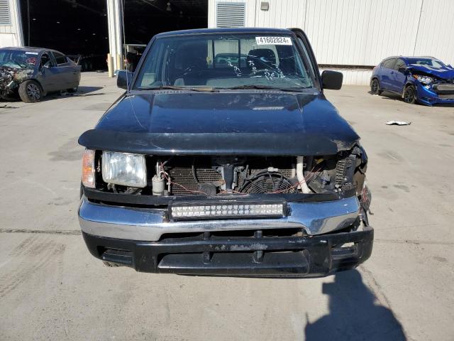 1N6ED26T1YC305604 - 2000 NISSAN FRONTIER KING CAB XE BLACK photo 5