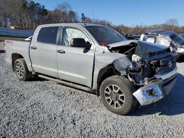 5TFDY5F17JX740208 - 2018 TOYOTA TUNDRA CREWMAX SR5 GRAY photo 4