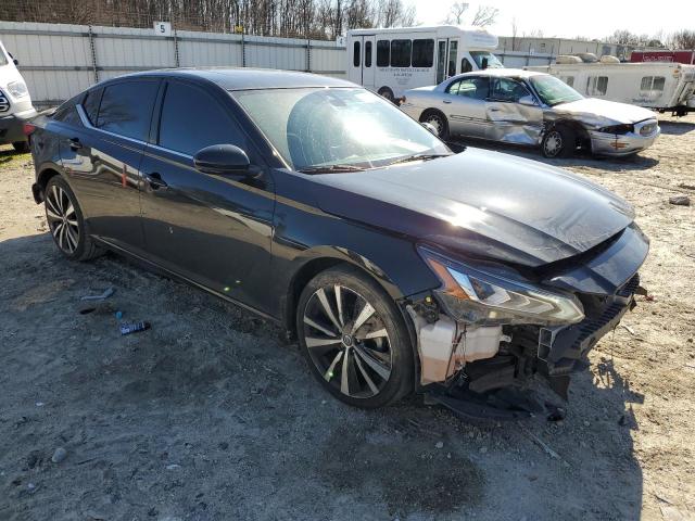 1N4BL4CV1MN409914 - 2021 NISSAN ALTIMA SR BLACK photo 4