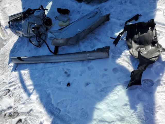 2T1KR32E47C672930 - 2007 TOYOTA COROLLA MA XR SILVER photo 13