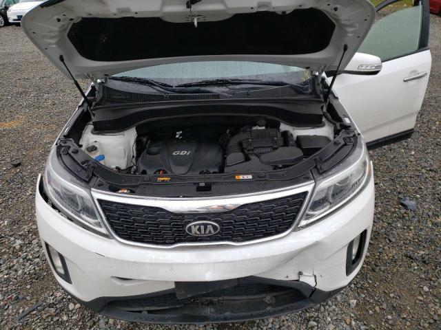 5XYKT3A66FG566929 - 2015 KIA SORENTO LX WHITE photo 12