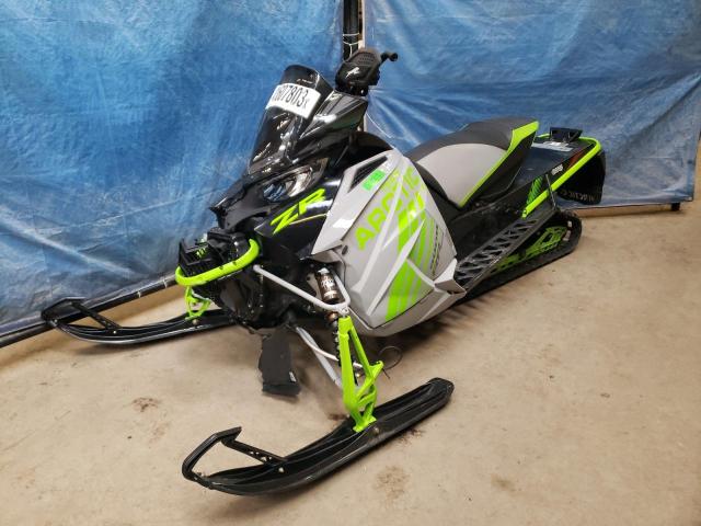 4UF18SNW2JT110983 - 2018 ARCTIC CAT ZR9000 TWO TONE photo 2