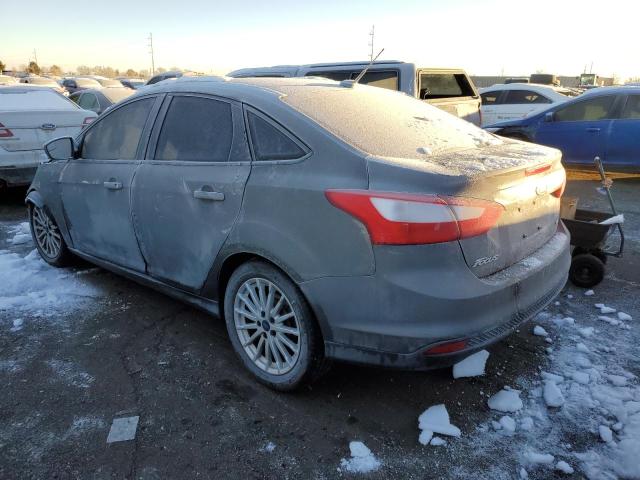 1FAHP3F27CL314343 - 2012 FORD FOCUS SE GRAY photo 2