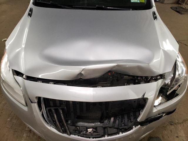 2G4GR5EK8C9110893 - 2012 BUICK REGAL 银色 照片 11