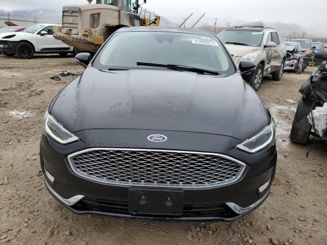 3FA6P0SUXKR232913 - 2019 FORD FUSION TITANIUM BLACK photo 5