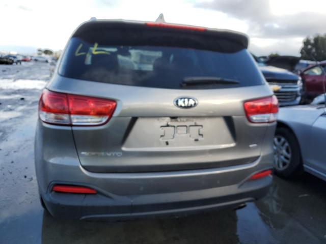 5XYPG4A34JG411598 - 2018 KIA SORENTO LX GRAY photo 6