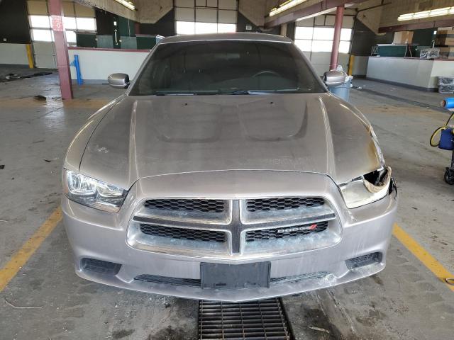 2C3CDXBG9EH325497 - 2014 DODGE CHARGER SE SILVER photo 5