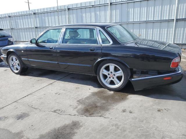 SAJDA23C2YLF03530 - 2000 JAGUAR XJ8 L BLACK photo 2