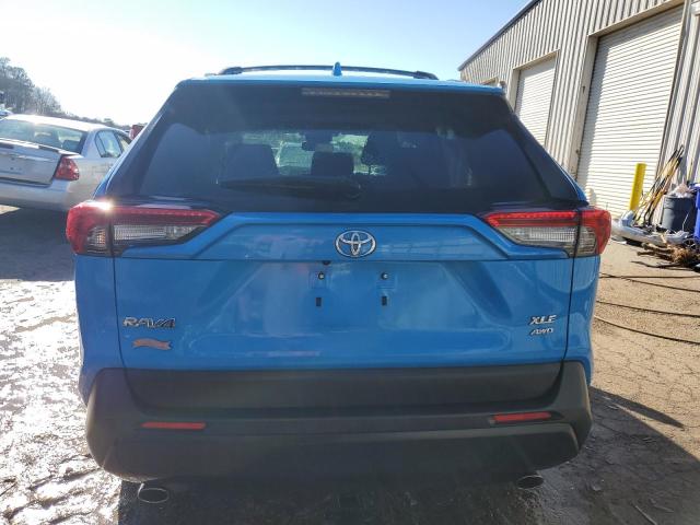 JTMP1RFV0KD030243 - 2019 TOYOTA RAV4 XLE BLUE photo 6