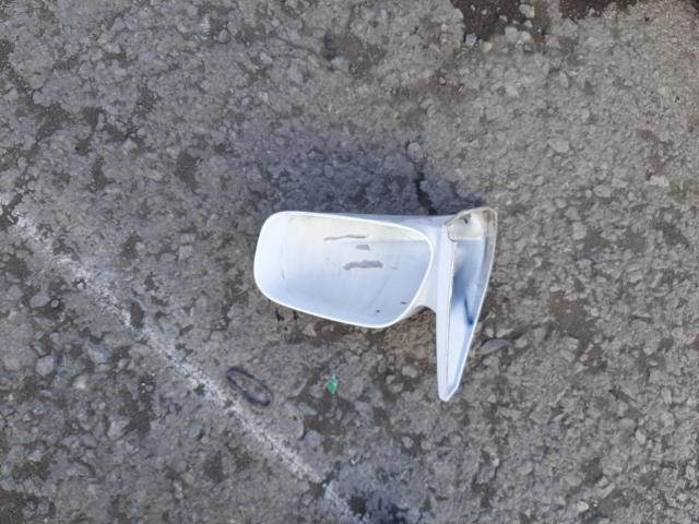 2T1KR32E35C476314 - 2005 TOYOTA COROLLA MA XR WHITE photo 13